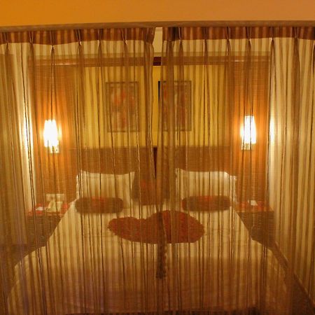 Hotel Skylon Ахмедабад Екстер'єр фото